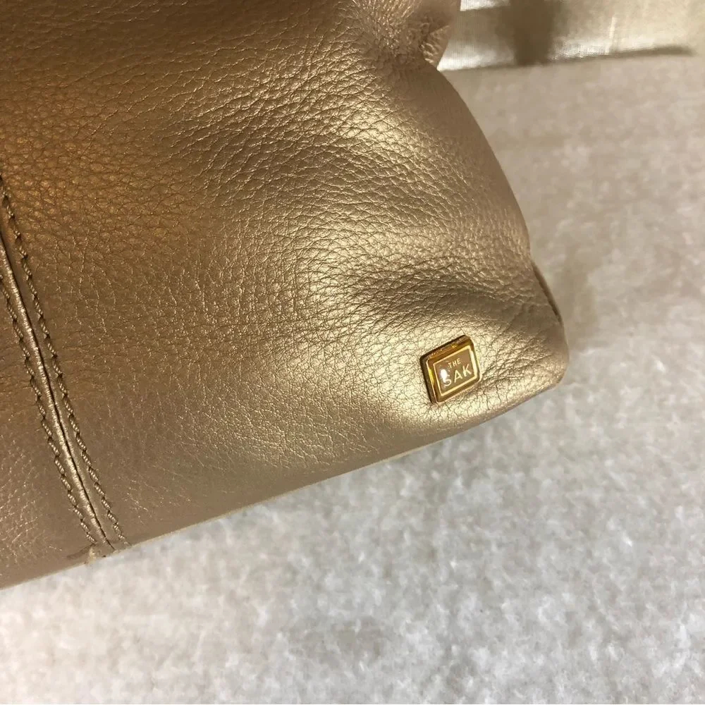 𝅺THE Sak Vintage gold shoulder bag
